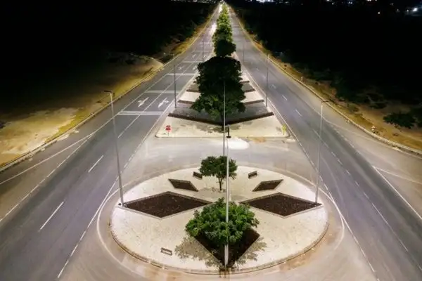 Şanlıurfa GAP Havalimanı yoluna 65 milyon lirayı aşan aydınlatma yatırımı yapıldı