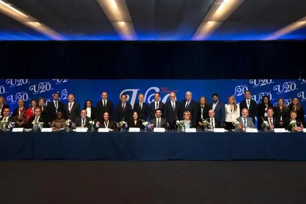 İzmir’in uluslararası kent diplomasisi güçleniyor