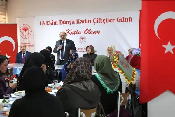 Vali Ustaoğlu: Kadın çiftçilerimiz üretim gücümüzün arkasında