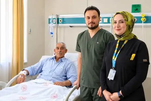 Şanlıurfa’da aort kapak ameliyatı küçük kesiyle yapıldı