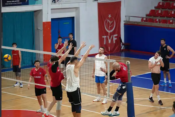 Düzce Belediyespor Erkek Voleybol Takımı sezonu Tokat Belediyespor maçıyla açıyor