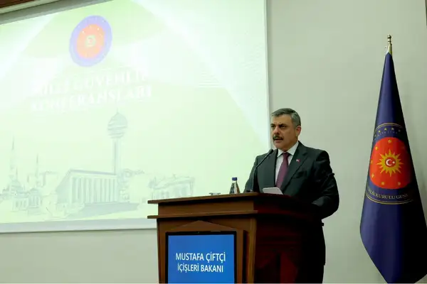 Çiftçi'den Polis ve jandarma ve kamu personeline teşekkür mesajı