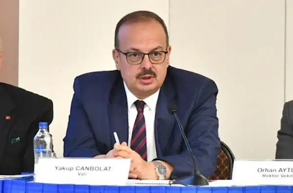 Ankara Valisi Canbolat, 19 Ekim Muhtarlar Günü’nü kutladı