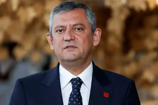  Özel, YENİ Parti’de ön seçim açılışlarına katıldı