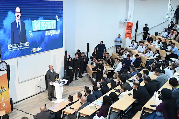 Konya'dan üniversite öğrencilerine 15 bin lira eğitim desteği