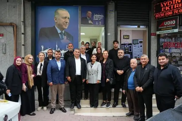 AK Parti İstanbul milletvekilleri vatandaşlarla buluştu