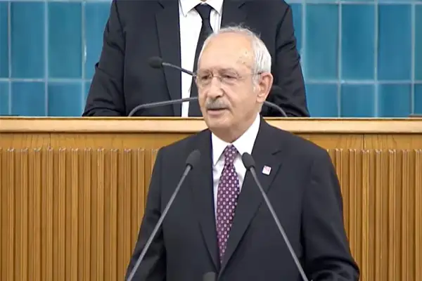 Kılıçdaroğlu: Namuslu bir belediye başkanı seçmenine ihanet etmez