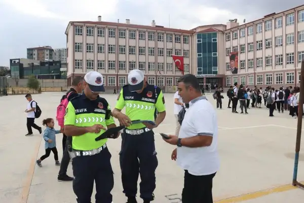 Ankara Valiliğinden okul çevrelerinde kapsamlı güvenlik denetimi