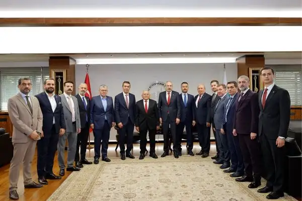 Başkan Büyükkılıç, yeniden seçilen Gülsoy ve Büyüksimitci’yi kabul etti