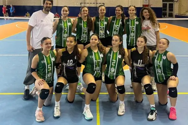 ÇBSK Voleybol Takımı deplasmanda 3-0 kazandı