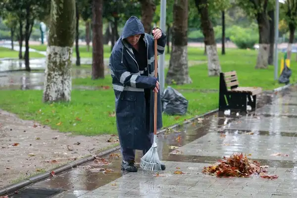  Osmangazi’de sonbahar yaprakları kompost gübreye dönüştürülüyor
