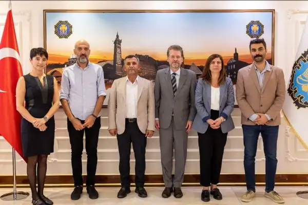 Büyükelçi Manasijevski’den Diyarbakır Büyükşehir Belediyesine ziyaret
