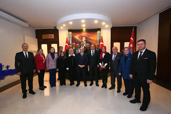 Muhtarlardan Balıkesir Valisi Ustaoğlu’na teşekkür