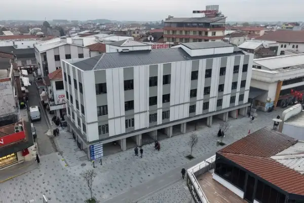 Düzce’nin en büyük kütüphanesi açılışa hazırlanıyor