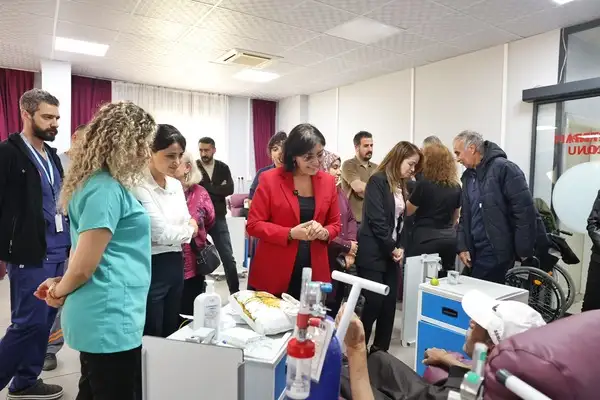 Kayapınar Belediyesi’nden kanser hastalarına moral ziyareti