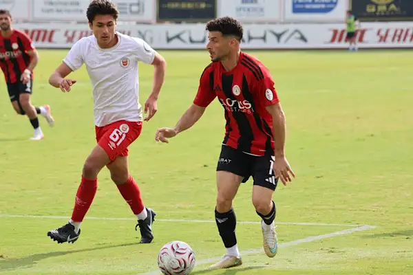 Karaköprü Belediyespor’dan Karaman FK’ye 6 gollü galibiyet