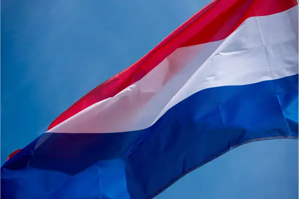 Hollanda’dan Ermenistan ile ilişkileri güçlendirme mesajı