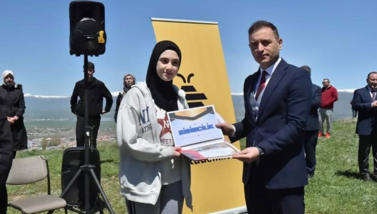 Erzurum’da “Ecdada Vefa” yürüyüşü