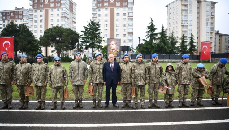 Başkan Vekili Gülay, temsili askerlik törenine katıldı