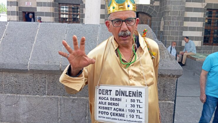 Nurettin Varlı, “Dert Dinlenir” pankartıyla dikkat çekiyor