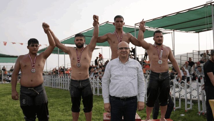566. Akhisar Çağlak Yağlı Güreşleri gerçekleşti