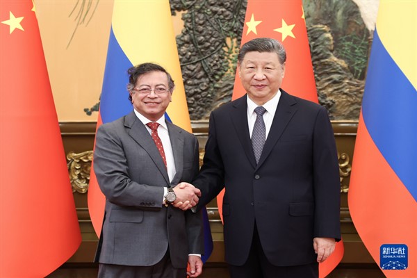 Xi Jinping, Kolombiya Devlet Başkanı Petro ’yla görüştü