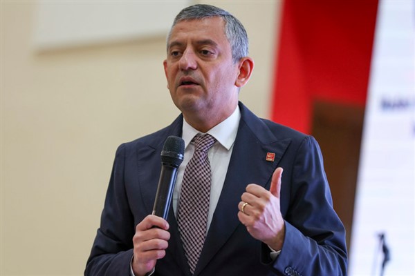 CHP Genel Başkanı Özel, Soma’da sempozyuma katıldı