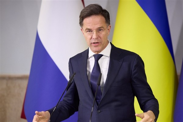 NATO Genel Sekreteri Rutte, Başbakan Rama ile bir araya geldi