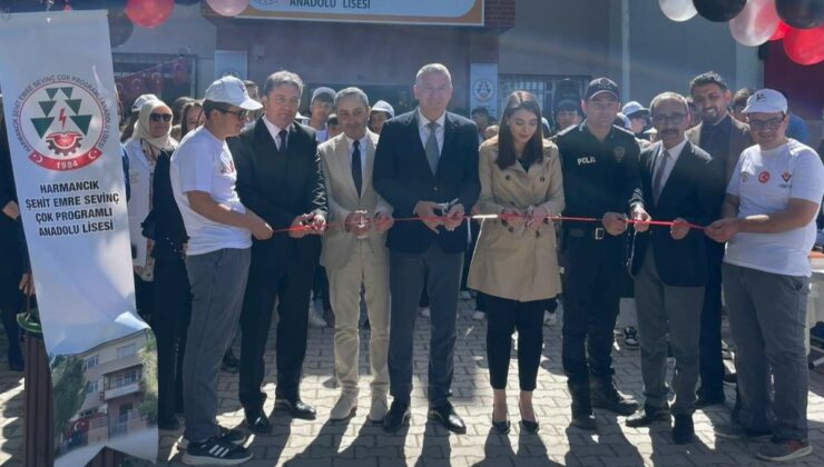 TÜBİTAK 4006 Bilim Fuarı’na Türk Eğitim-Sen’den destek