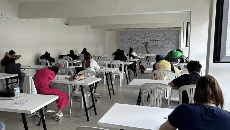 Karacabey Belediyesi’nden LGS öğrencilerine eğitim desteği