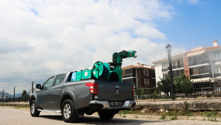 Yalova Belediyesi’nden ilaçlama çalışması