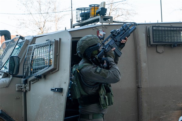 IDF: Yahudiye ve Samiriye’de aranan 15 kişi tutuklandı