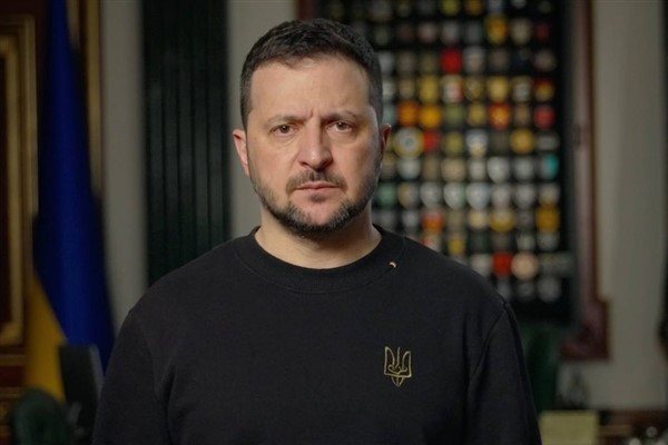 Zelenski’den Romanya Cumhurbaşkanı Dan’a tebrik
