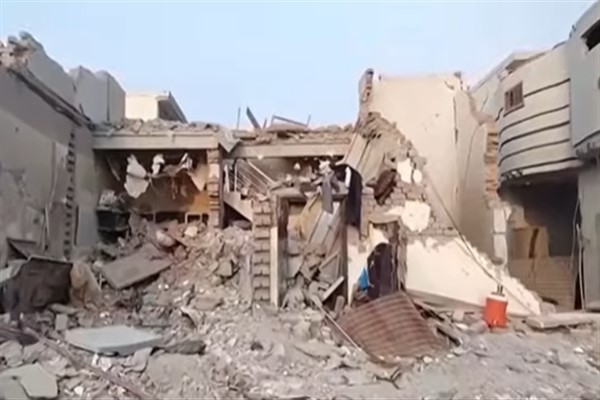 Pakistan hava sahasını kapattı, Hindistan’ı askeri üsleri hedef almakla suçladı