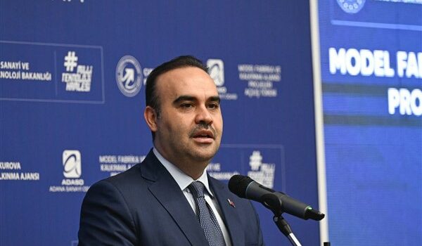 Bakan Kacır: Sanayimizin rekabet gücünü koruyacağız
