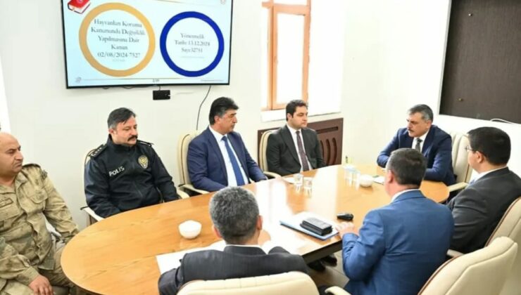 Vali Çiftçi, Pasinler’de Hayvanları Koruma Kurulu Toplantısı’na başkanlık etti