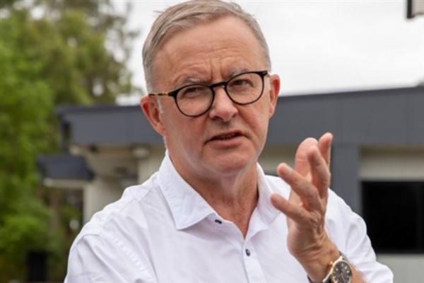 Albanese: Singapur ile ortaklık, ekonomik ve bölgesel güvenlik için hayati önemde