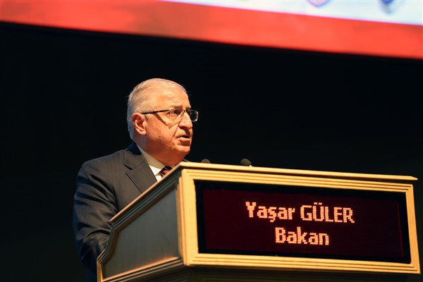 Bakan Güler, Oramiral Vandier’i kabul etti