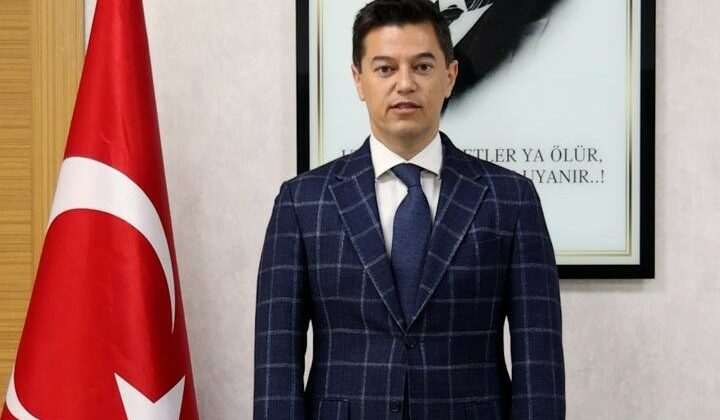 Başkan Ünlü: Geleceğimizin teminatı gençlerimize güveniyoruz