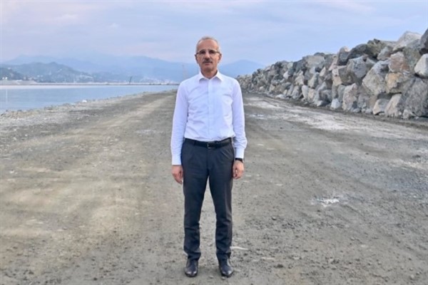 Bakan Uraloğlu: Engel bedende değil, bakıştadır!