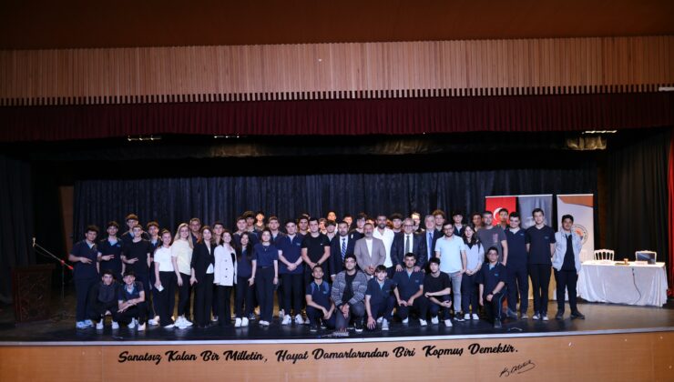 Gemlik Belediyesi’nden “Üretken Yapay Zekâ Çağında Akıllı Şehirler” başlıklı konferans