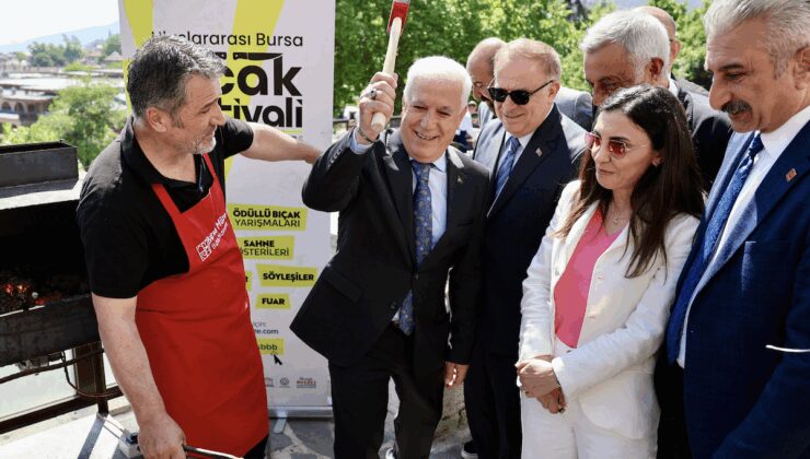 Bursa Bıçak Müzesi Balibey Han’da açıldı