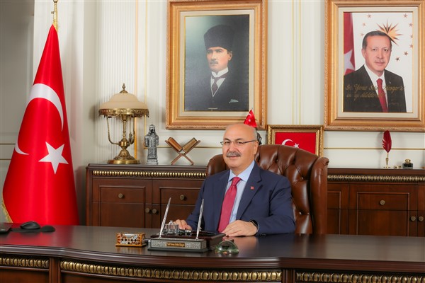 Adana Valisi Köşger’den 19 Mayıs mesajı