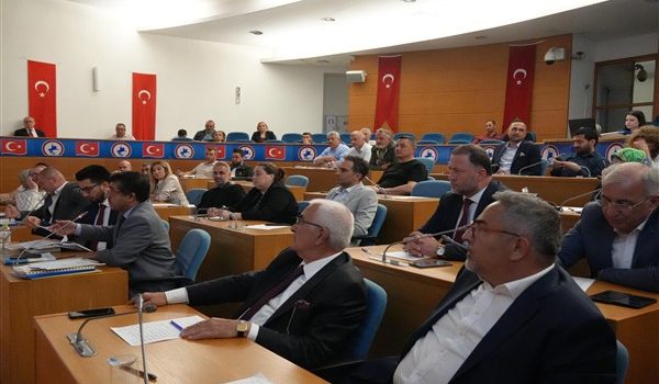 Düzce Belediye Meclisi’nin Mayıs ayı ikinci toplantısı düzenlendi