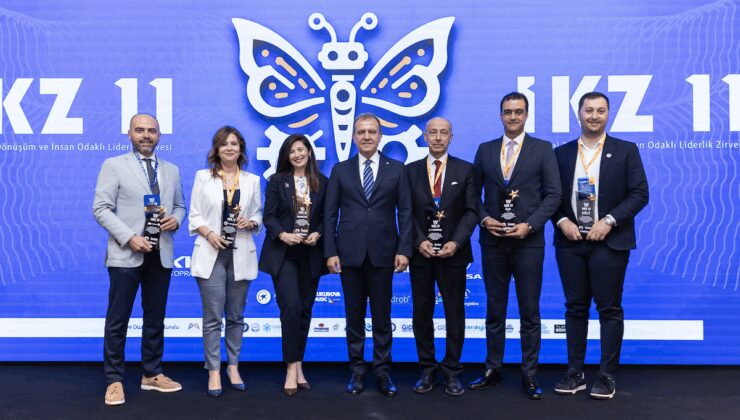 11. Dijital Dönüşüm ve İnsan Odaklı Liderlik Zirvesi tamamlandı