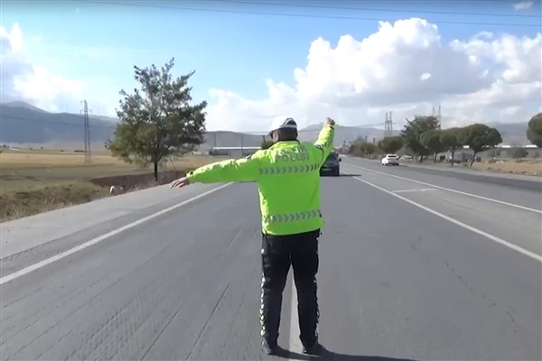 Hatay’da trafik denetimi: 625 sürücüye ceza