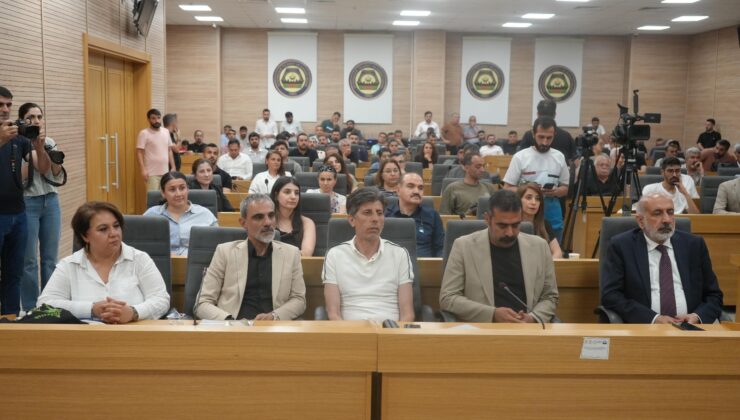 Eş Başkanı Dündar, “Amedspor Geleceğini Tartışıyor” çalıştayına katıldı