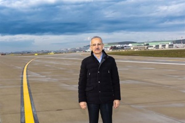 Bakan Uraloğlu, BAE Enerji ve Altyapı Bakanı Al Mazrouei ile görüştü