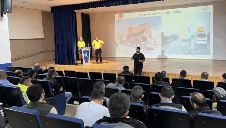 Çorum Belediyesi’nde yol güvenliği eğitimi verildi