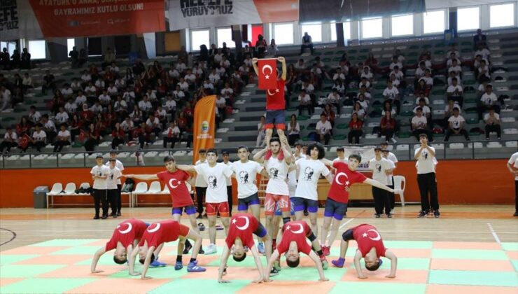 İnegöl’de 19 Mayıs coşkuyla kutlandı